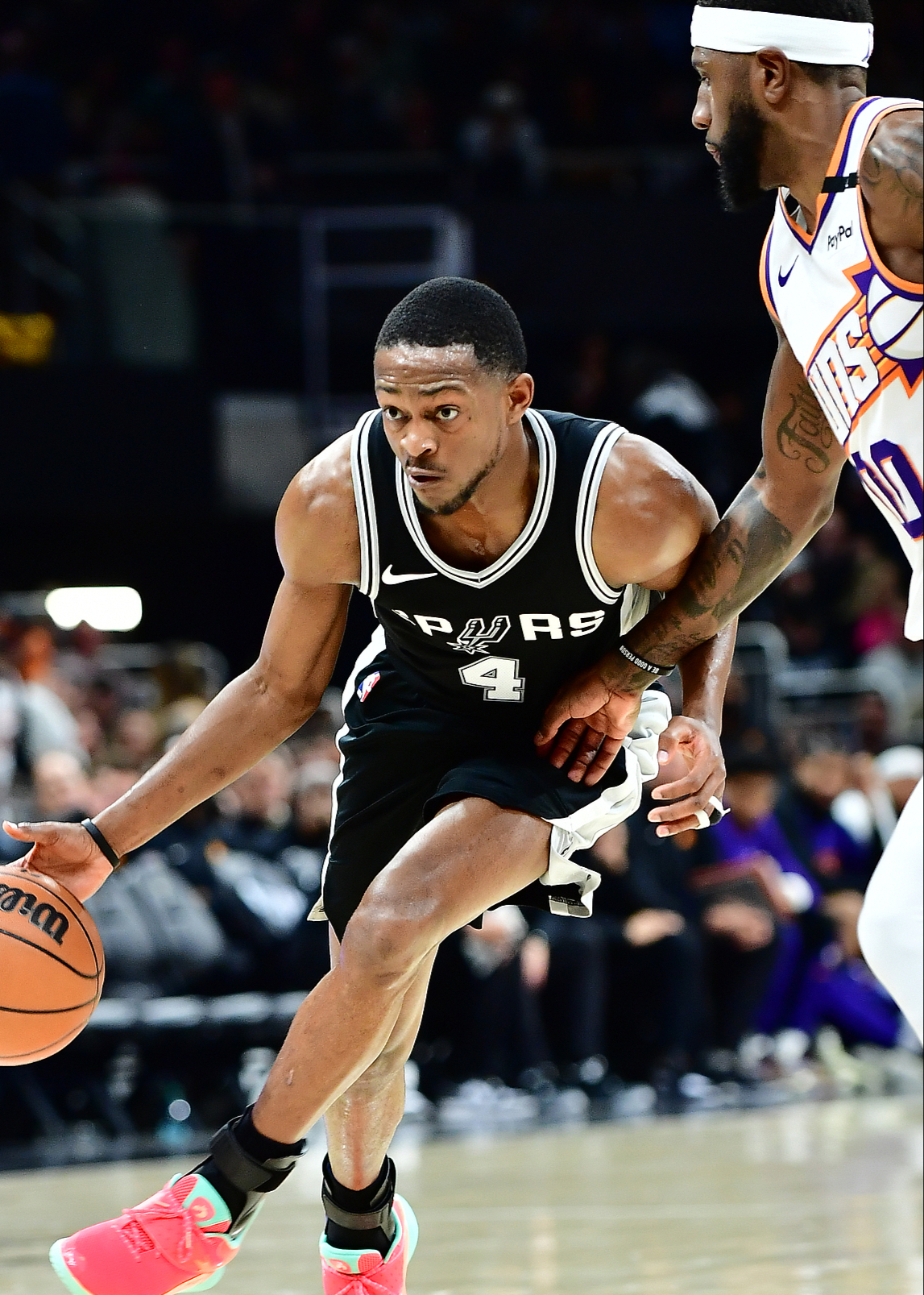 圣安东尼奥马刺发布备战花絮，赛后绝杀压哨，亚冠任务艰巨，年轻球员得到机会的简单介绍