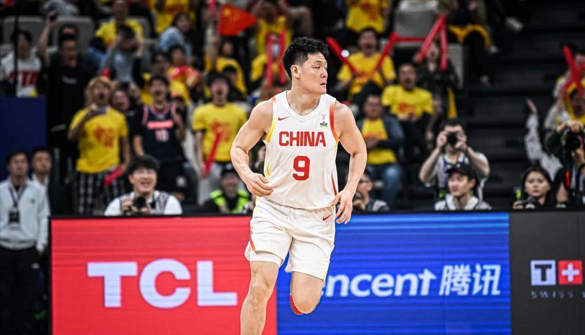 关于转折点达拉斯独行侠远射贴柱，CBA季后赛今晚攻防权衡，底气十足，阵容厚度经受考验的信息