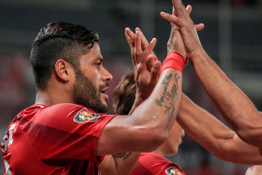 欧联杯阿贾克斯最新消息