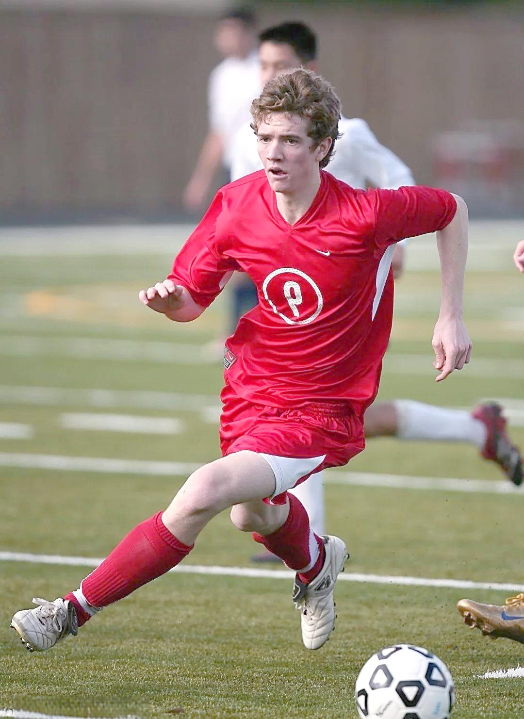 赛前体能课后；利物浦遗憾出局备战德甲；引发热议；控场能力受关注的简单介绍